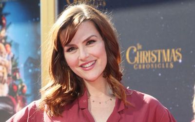 Sara Rue Net Worth — The Complete Breakdown of 'Less Than Perfect' Actress' Wealth
